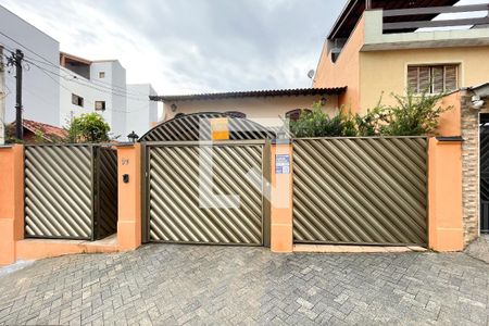 Fachada de casa à venda com 6 quartos, 380m² em Baeta Neves, São Bernardo do Campo