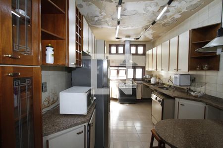 Cozinha de casa à venda com 5 quartos, 229m² em Prado, Belo Horizonte