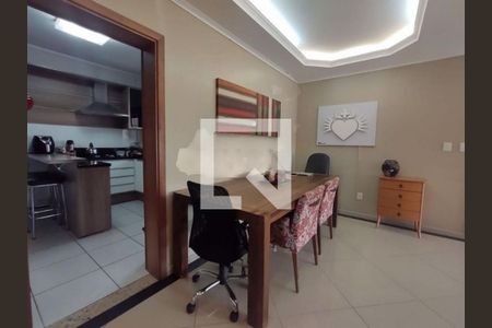 Apartamento à venda com 3 quartos, 123m² em Vila Ipiranga, Porto Alegre