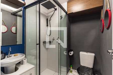 Banheiro de apartamento para alugar com 1 quarto, 32m² em República, São Paulo