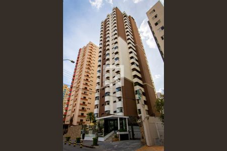 Fachada de apartamento à venda com 3 quartos, 200m² em Vila Bastos, Santo André