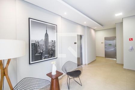 Hall social de apartamento à venda com 1 quarto, 50m² em Vila Militar, Barueri