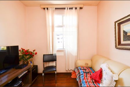 Quarto 2 de apartamento para alugar com 3 quartos, 90m² em Sagrada Família, Belo Horizonte