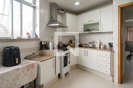 Cozinha de apartamento à venda com 3 quartos, 80m² em Icaraí, Niterói
