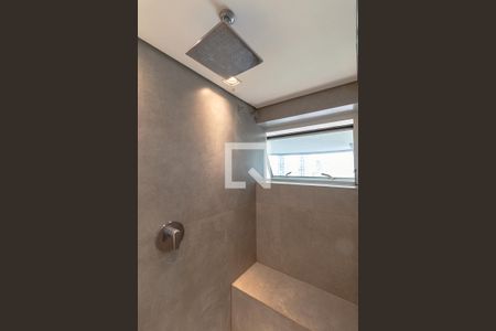 Banheiro da Suíte de apartamento para alugar com 1 quarto, 113m² em Moema, São Paulo