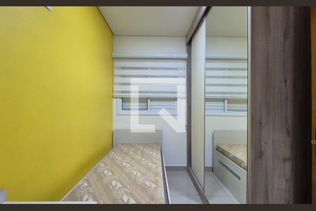 Quarto de apartamento à venda com 3 quartos, 76m² em Vila Curuçá, Santo André