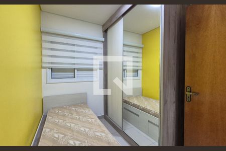 Quarto de apartamento à venda com 3 quartos, 76m² em Vila Curuçá, Santo André