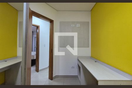 Quarto de apartamento à venda com 3 quartos, 76m² em Vila Curuçá, Santo André