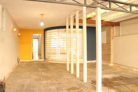 Garagem de casa à venda com 3 quartos, 320m² em Pompeia, São Paulo