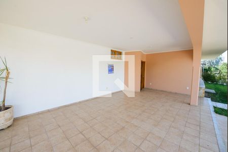 Garagem de casa de condomínio para alugar com 4 quartos, 380m² em Esplanada Independência, Taubaté