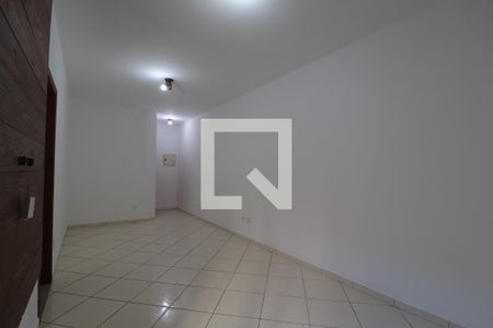 Sala de apartamento para alugar com 3 quartos, 100m² em Santa Maria, Santo André