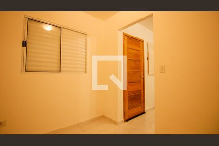 Quarto 1 de apartamento para alugar com 2 quartos, 35m² em Vila Ivone, São Paulo