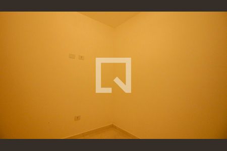 Quarto 1 de apartamento para alugar com 2 quartos, 35m² em Vila Ivone, São Paulo