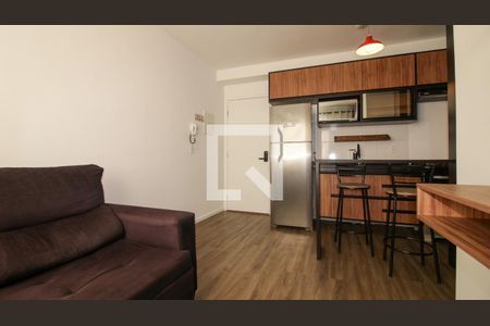 Sala de apartamento para alugar com 2 quartos, 41m² em Sítio da Figueira, São Paulo