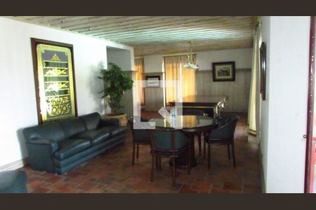 Apartamento à venda com 3 quartos, 226m² em Aclimação, São Paulo