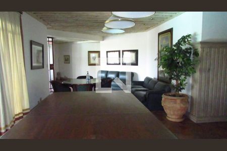 Apartamento à venda com 3 quartos, 226m² em Aclimação, São Paulo