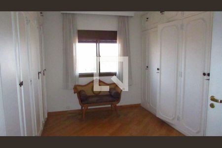 Apartamento à venda com 3 quartos, 226m² em Aclimação, São Paulo