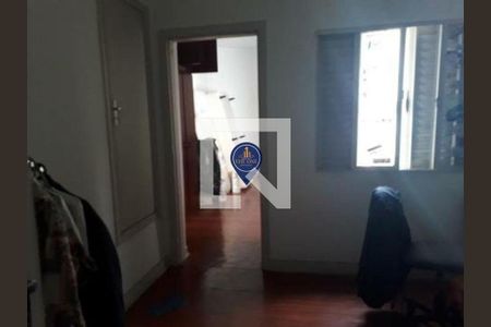 Casa à venda com 4 quartos, 217m² em Vila Deodoro, São Paulo