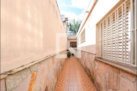 Casa à venda com 3 quartos, 250m² em Vila Monumento, São Paulo