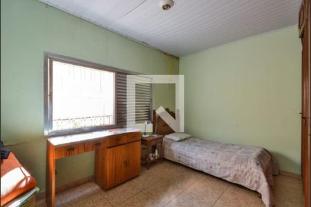 Casa à venda com 3 quartos, 250m² em Vila Monumento, São Paulo