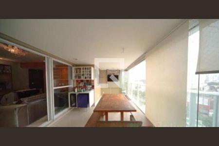 Apartamento à venda com 3 quartos, 108m² em Vila Bertioga, São Paulo