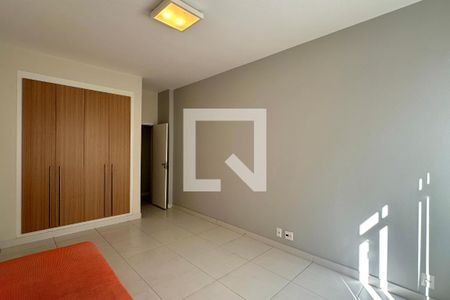 Quarto 1 de apartamento à venda com 3 quartos, 165m² em Copacabana, Rio de Janeiro