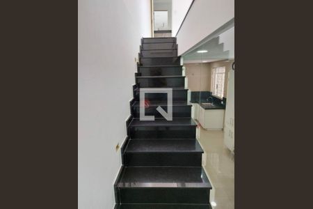 Casa à venda com 2 quartos, 160m² em Chácara Santo Antônio (Zona Leste), São Paulo