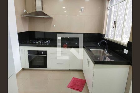 Casa à venda com 2 quartos, 160m² em Chácara Santo Antônio (Zona Leste), São Paulo