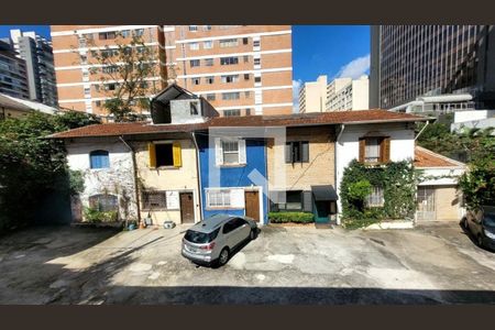 Casa à venda com 3 quartos, 120m² em Cerqueira César, São Paulo