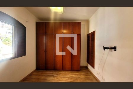 Casa à venda com 3 quartos, 120m² em Cerqueira César, São Paulo