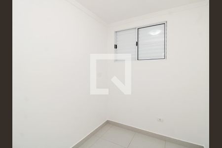 Quarto 1 de apartamento para alugar com 2 quartos, 32m² em Vila Mazzei, São Paulo