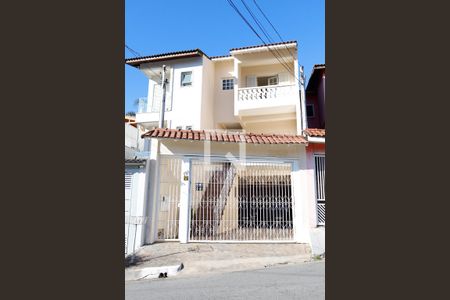 Fachada de casa à venda com 3 quartos, 215m² em Jaguaribe, Osasco