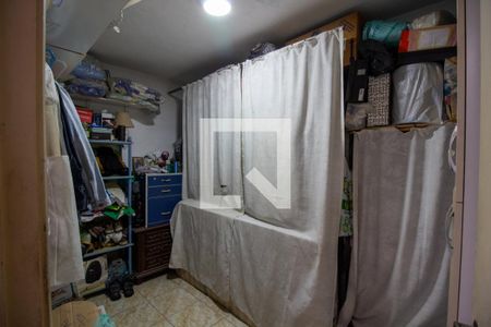 Quarto de Serviço de casa à venda com 2 quartos, 70m² em Jardim Trussardi, São Paulo