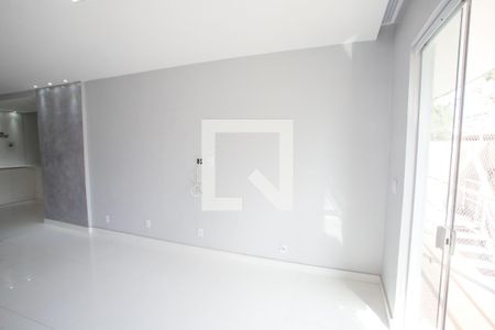 Sala de casa para alugar com 3 quartos, 180m² em Taquara, Rio de Janeiro