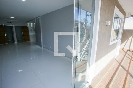Sala de casa para alugar com 3 quartos, 180m² em Taquara, Rio de Janeiro