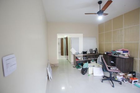 Sala de casa para alugar com 2 quartos, 120m² em Taquara, Rio de Janeiro