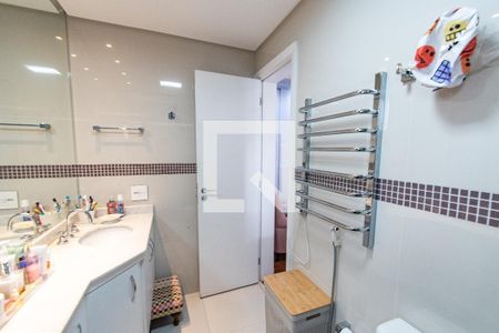 Banheiro da suíte 3 de apartamento à venda com 3 quartos, 171m² em Jardim Vila Mariana, São Paulo