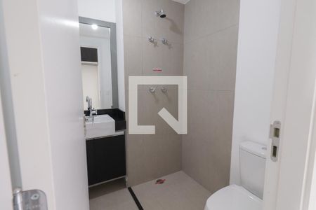 Banheiro de kitnet/studio à venda com 1 quarto, 24m² em Vila Olímpia, São Paulo