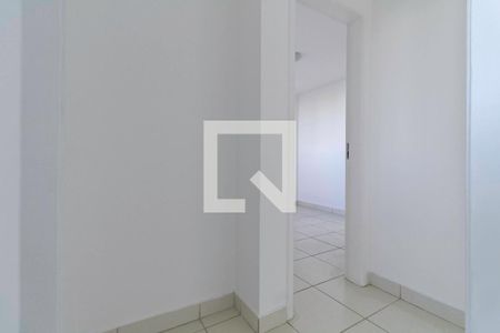 Corredor de apartamento à venda com 2 quartos, 56m² em Jardim Guanabara, Belo Horizonte