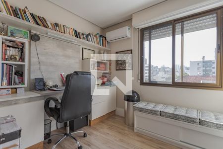Quarto 1 de apartamento à venda com 3 quartos, 209m² em Rio Branco, Porto Alegre