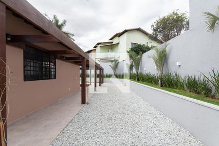 Varanda de casa à venda com 3 quartos, 600m² em Trevo, Belo Horizonte