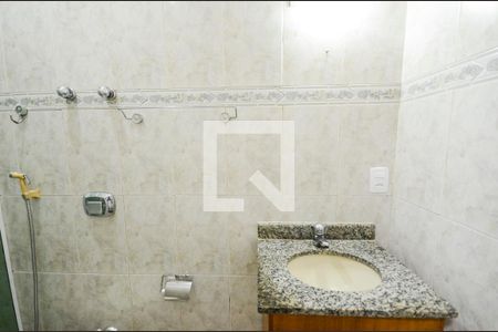 Banheiro de casa para alugar com 1 quarto, 30m² em Vila Isabel, Rio de Janeiro