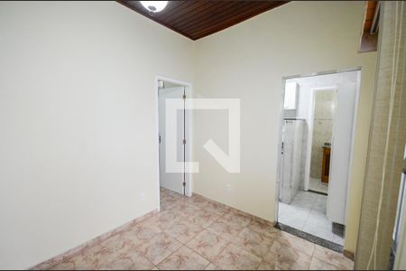 Sala de casa para alugar com 1 quarto, 30m² em Vila Isabel, Rio de Janeiro