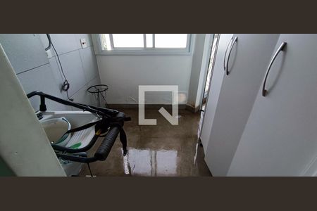 Área de Serviço de apartamento para alugar com 2 quartos, 82m² em Parque Esplanada, Embu das Artes