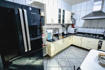 Cozinha de casa para alugar com 4 quartos, 315m² em Itapoã, Belo Horizonte