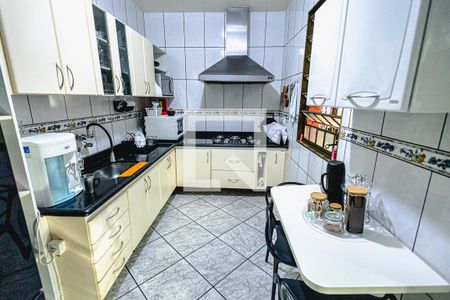 Cozinha de casa para alugar com 4 quartos, 315m² em Itapoã, Belo Horizonte