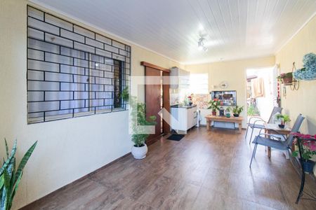 Garagem de casa à venda com 3 quartos, 180m² em Nonoai, Porto Alegre