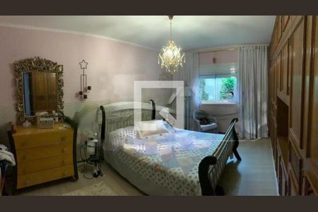Casa à venda com 4 quartos, 300m² em Cursino, São Paulo