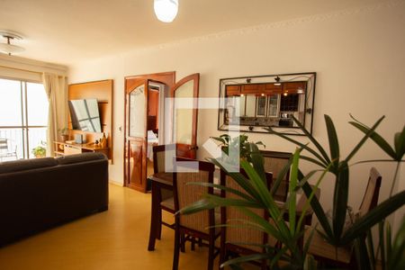 Sala de apartamento à venda com 2 quartos, 71m² em Vila Amélia, São Paulo