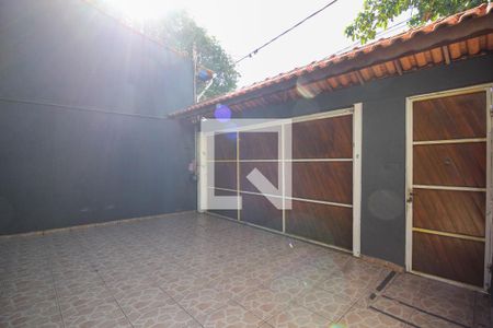 Garagem de casa para alugar com 3 quartos, 140m² em Vila do Castelo, São Paulo